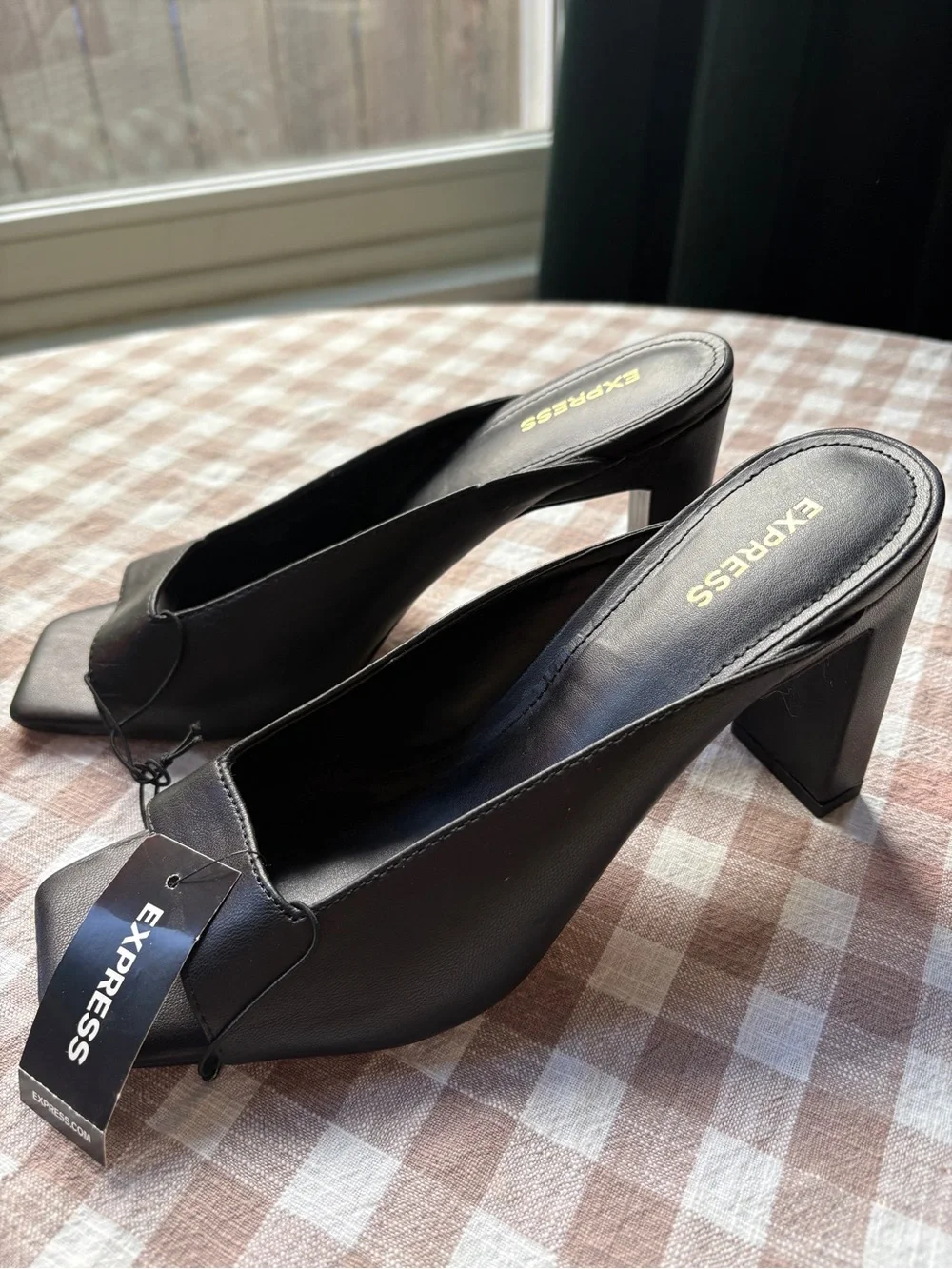 Express Women's Black Square-Toe Heel Slip-On Mules